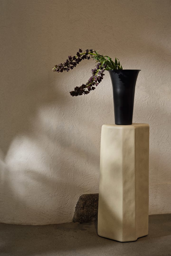 Staffa piëdestal, Ivoor Ferm Living