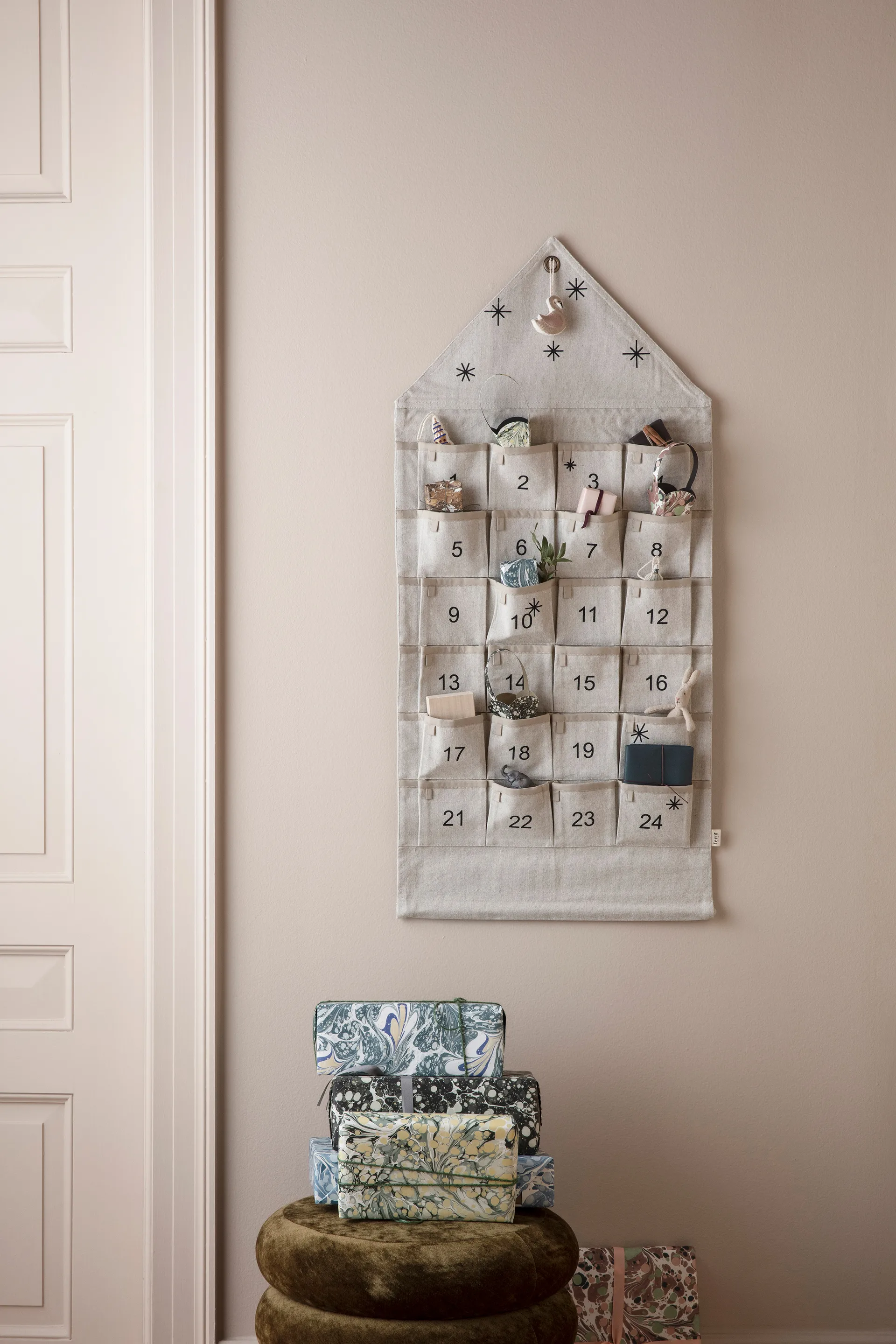 Star adventskalender huis 100 cm, Zand Ferm Living