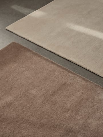 Stille getuft vloerkleed - Ash Brown, 140x200 cm - ferm LIVING