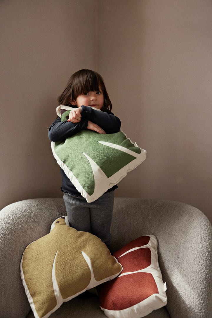 Swif bird kussen 32,5x48 cm, Avocado Green Ferm Living