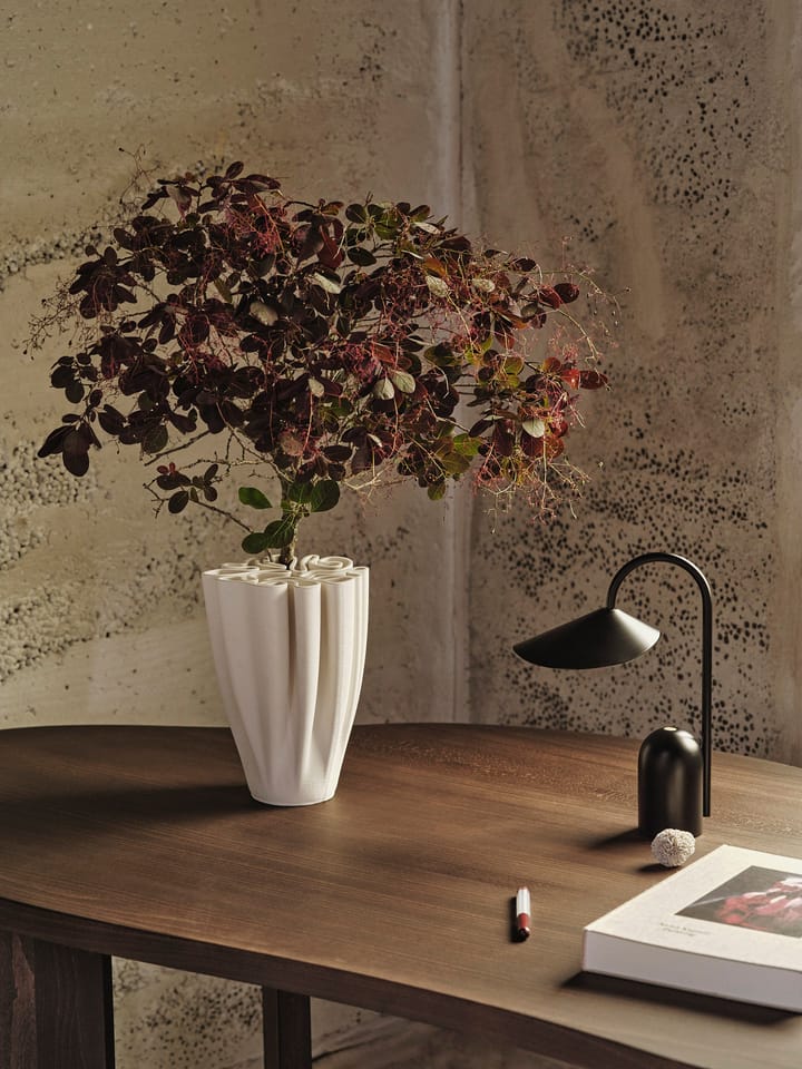 Tarn bureau 90x170 cm, Dark stained beech Ferm Living