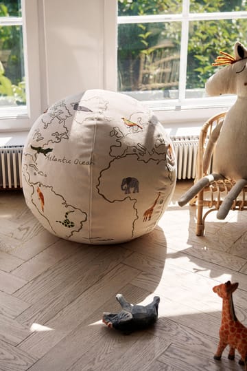 The world zitpoef - Offwhite - Ferm Living