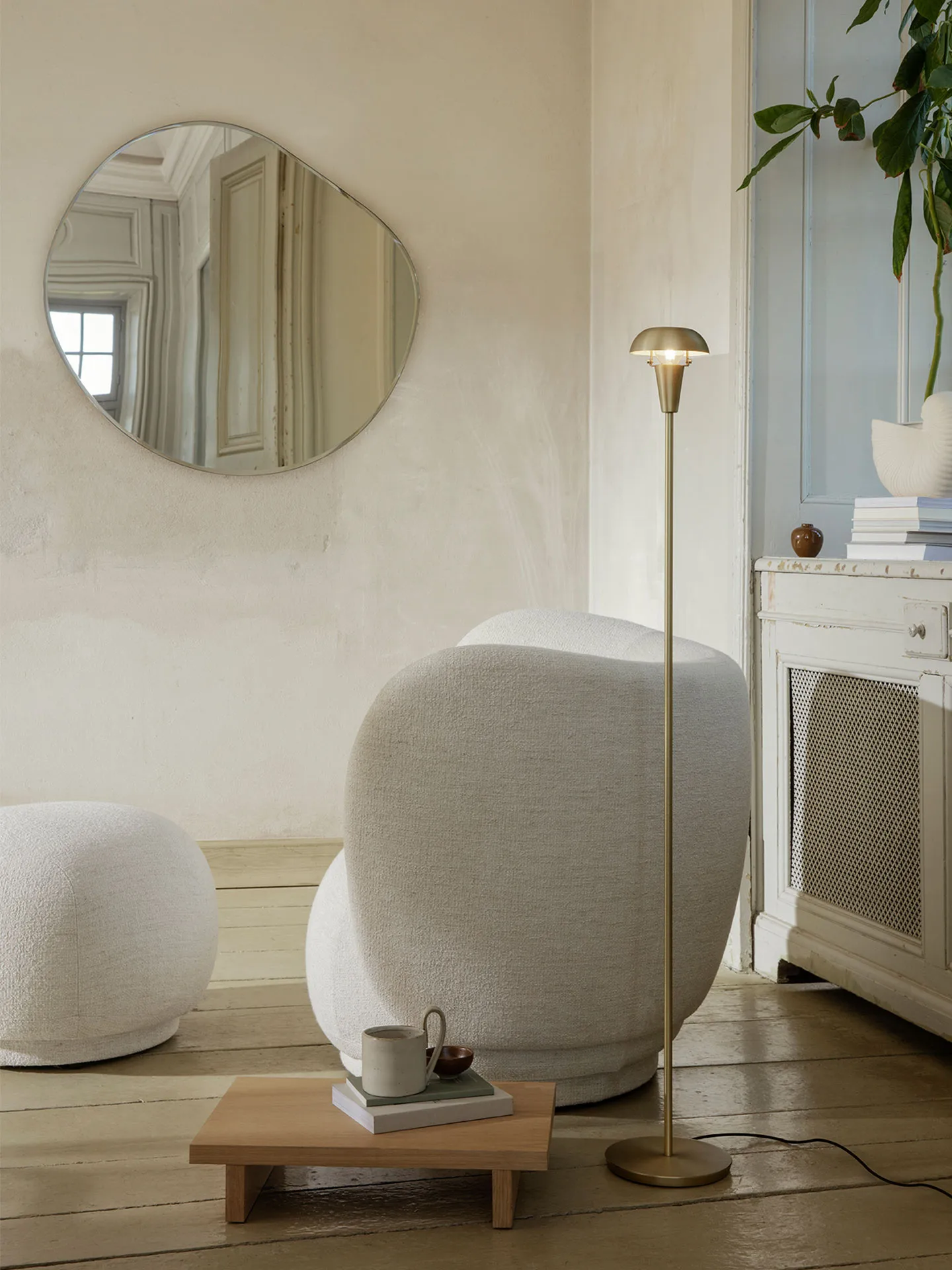 Tiny vloerlamp 124,2 cm, Messing Ferm Living