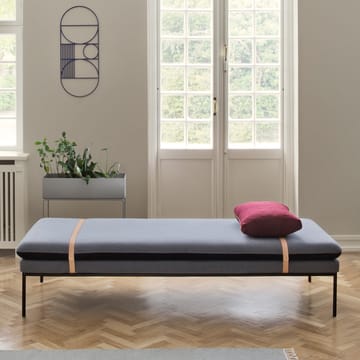 Turn Daybed - stof fiord by kvadrat donkerblauw, zwart onderstel - Ferm Living