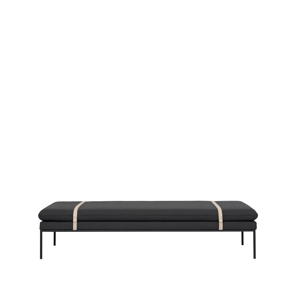 Turn Daybed, stof fiord by kvadrat donkerblauw, zwart onderstel Ferm Living