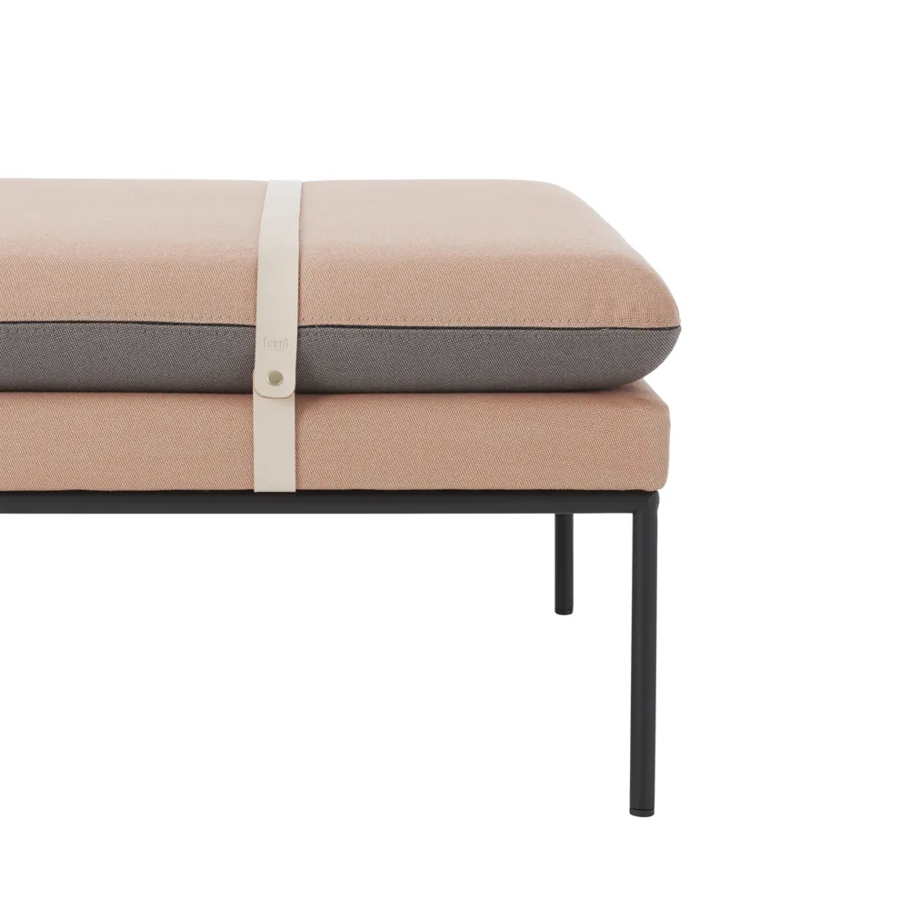 Turn Daybed, stof fiord by kvadrat light grey, zwart onderstel Ferm Living