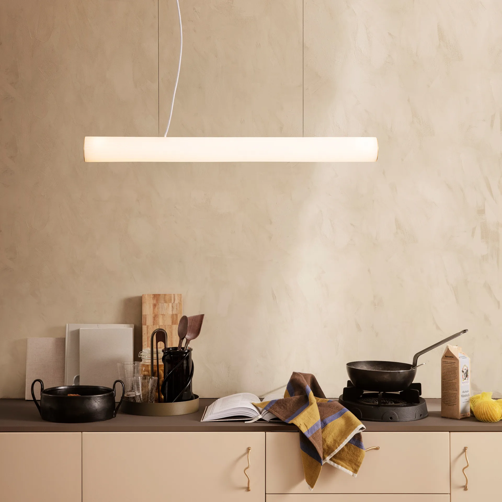 Vuelta hanglamp 100 cm, Wit-messing Ferm Living