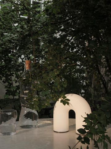 Vuelta portable tafellamp - White - Ferm Living
