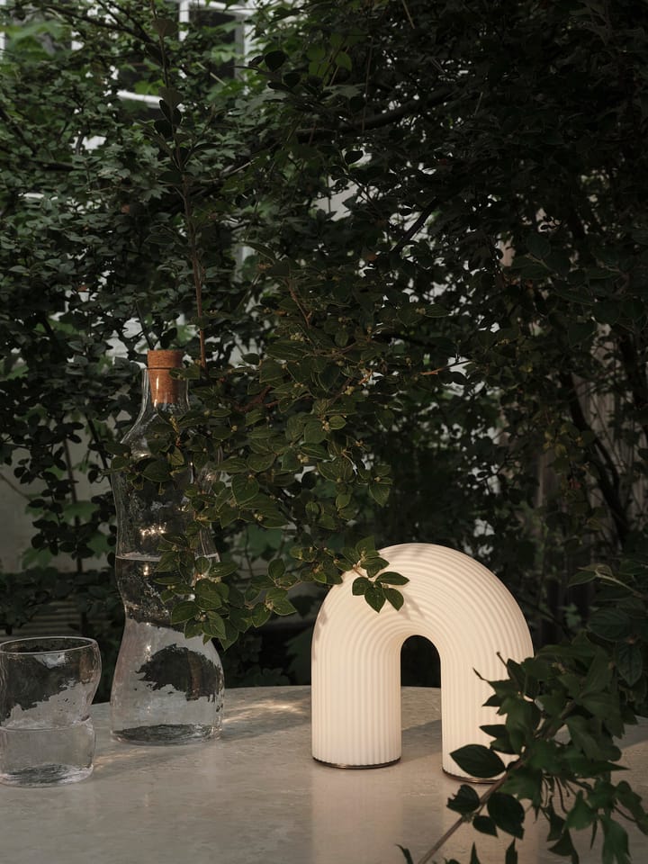 Vuelta portable tafellamp, White Ferm Living