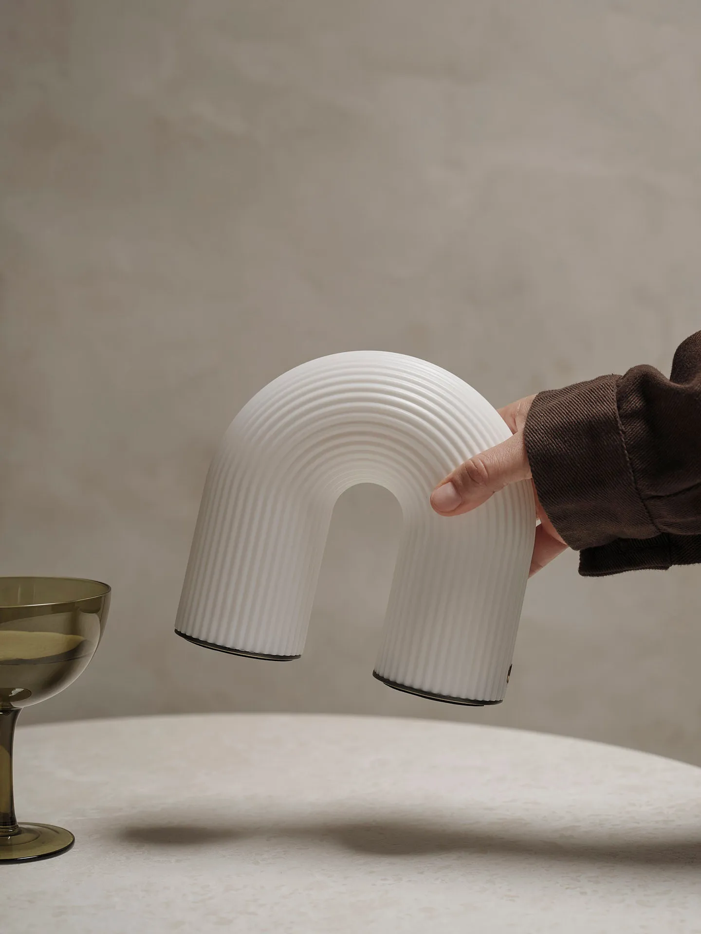 Vuelta portable tafellamp, White Ferm Living