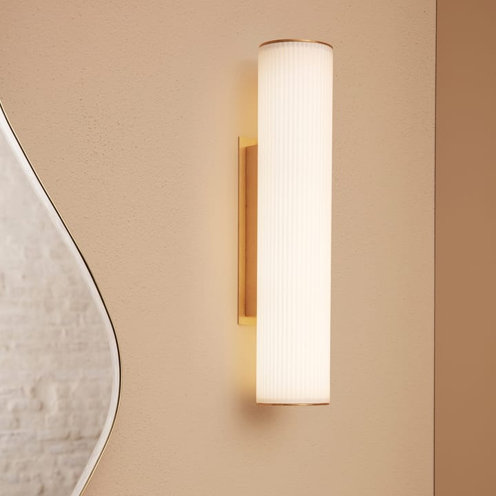 Vuelta wandlamp 40 cm, Wit-messing Ferm Living