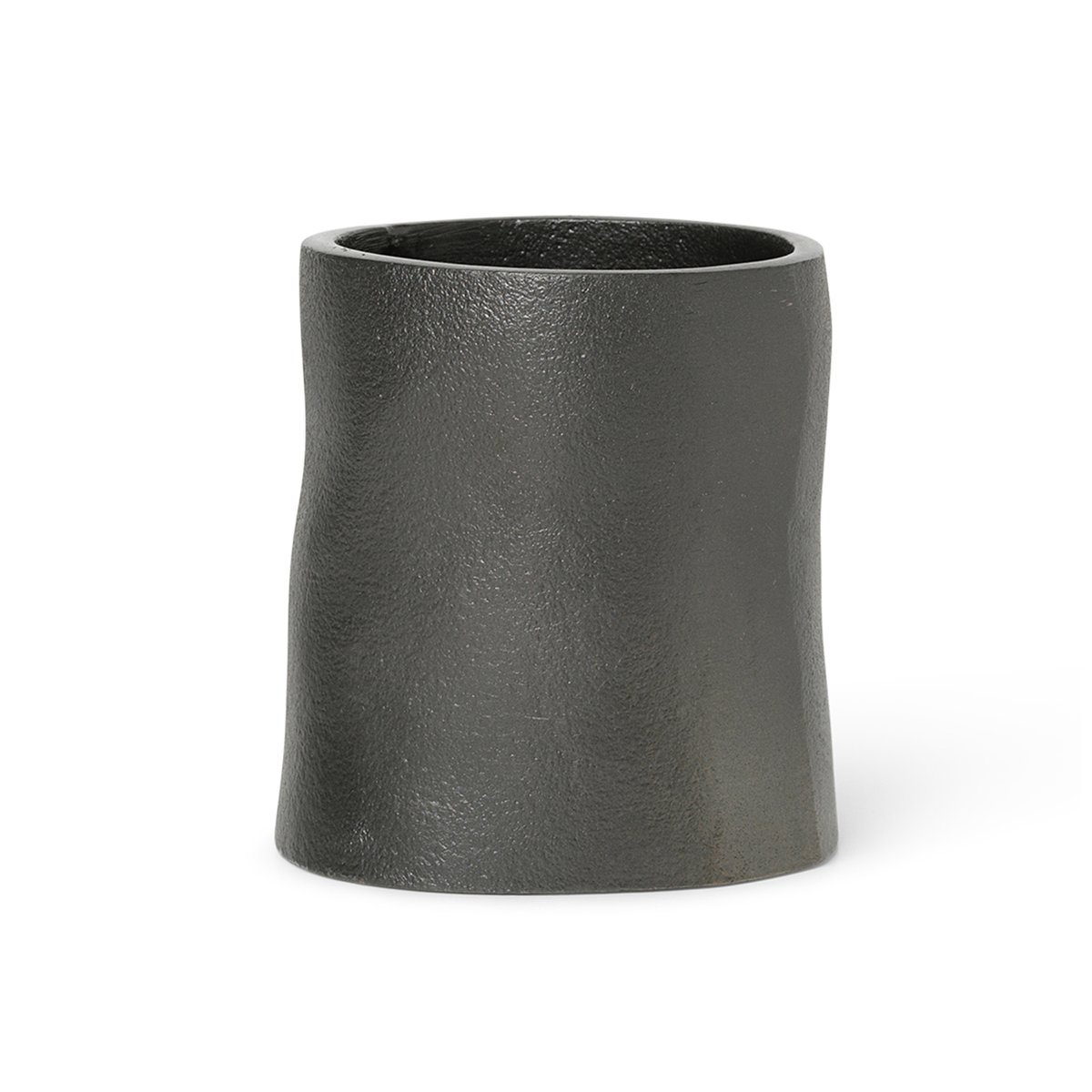 Ferm Living Yama pennenbakje small o7,8 cm Zwart aluminium