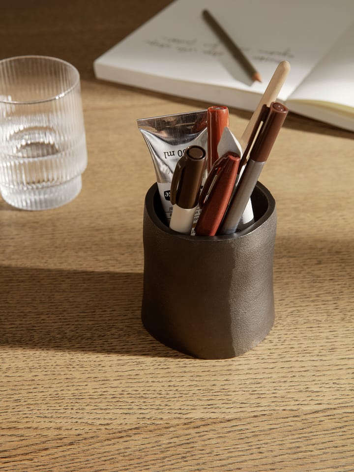 Yama pennenbakje small Ø7,8 cm, Zwart aluminium Ferm Living
