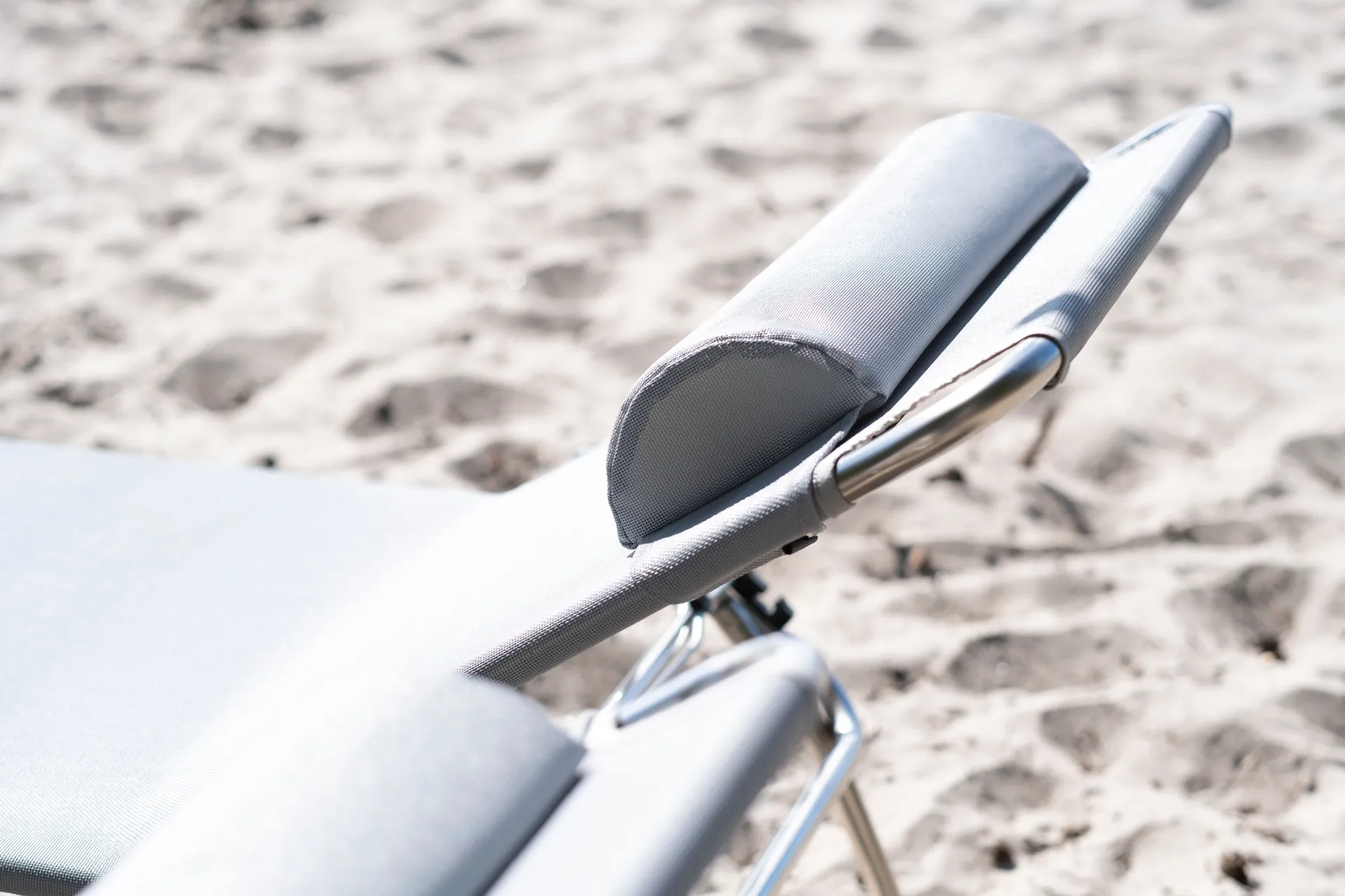 Amigo/Samba nekkussen, Textaline grey Fiam