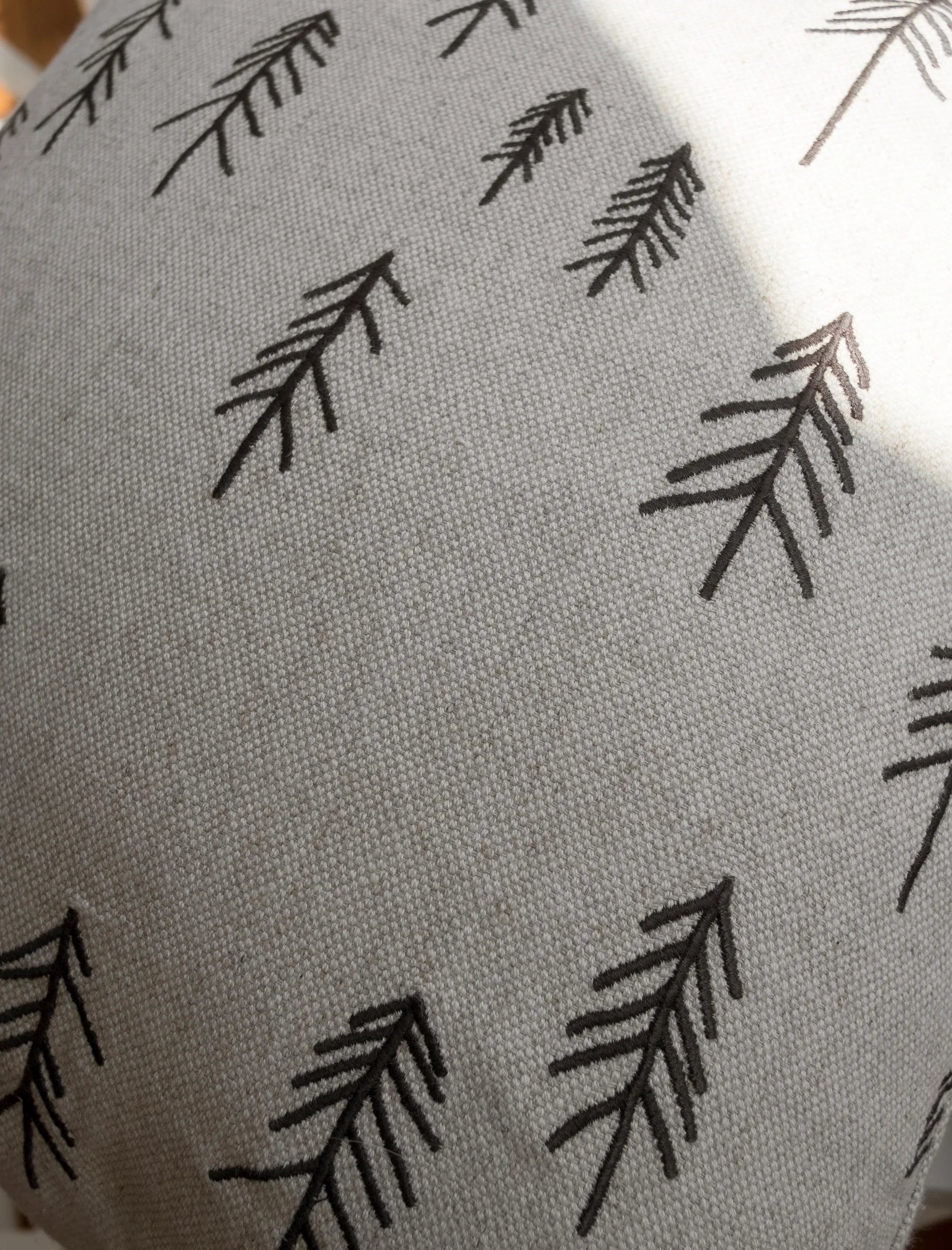 Den kussenhoes 48x48 cm, Bruin-natuur Fine Little Day