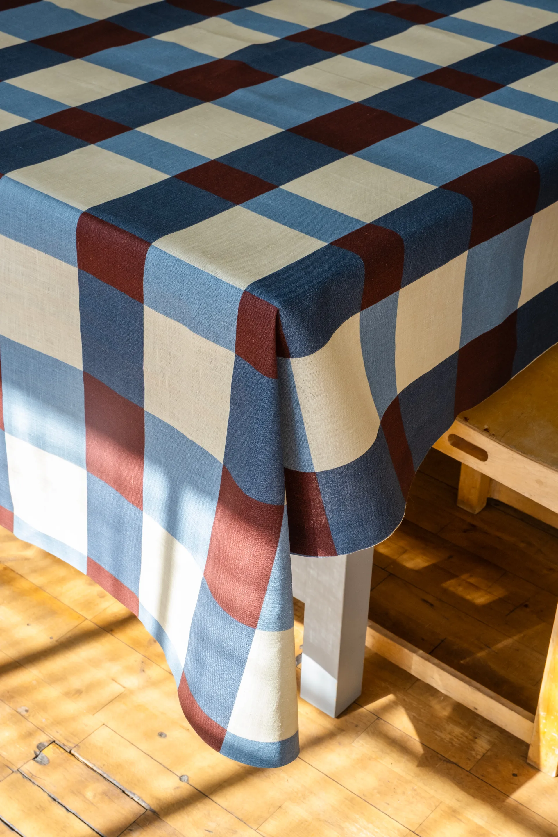 Fält tafellaken 149x250 cm, Plum Fine Little Day