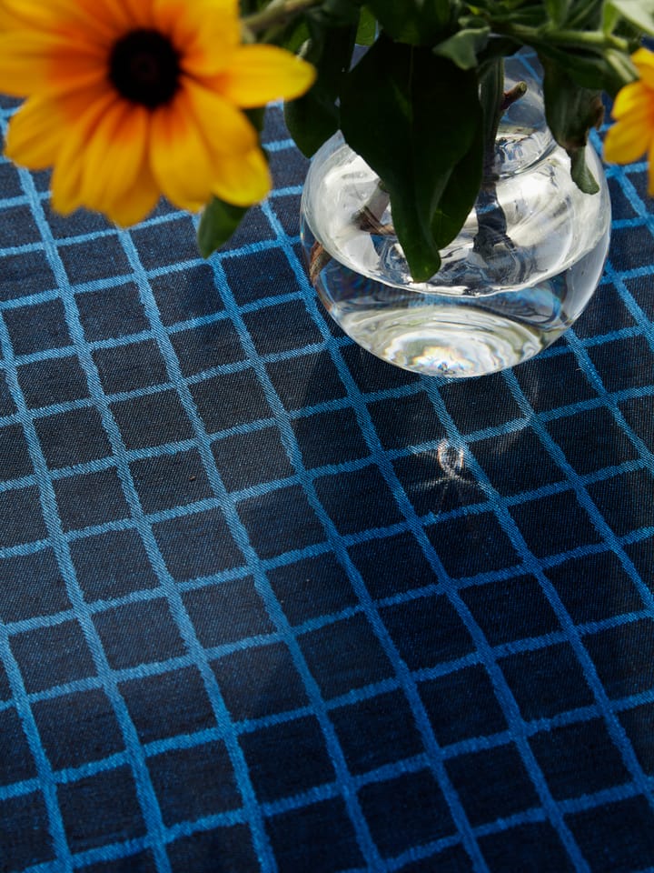Geruit jacquardgeweven tafelkleed 250x147 cm - Blue-black - Fine Little Day