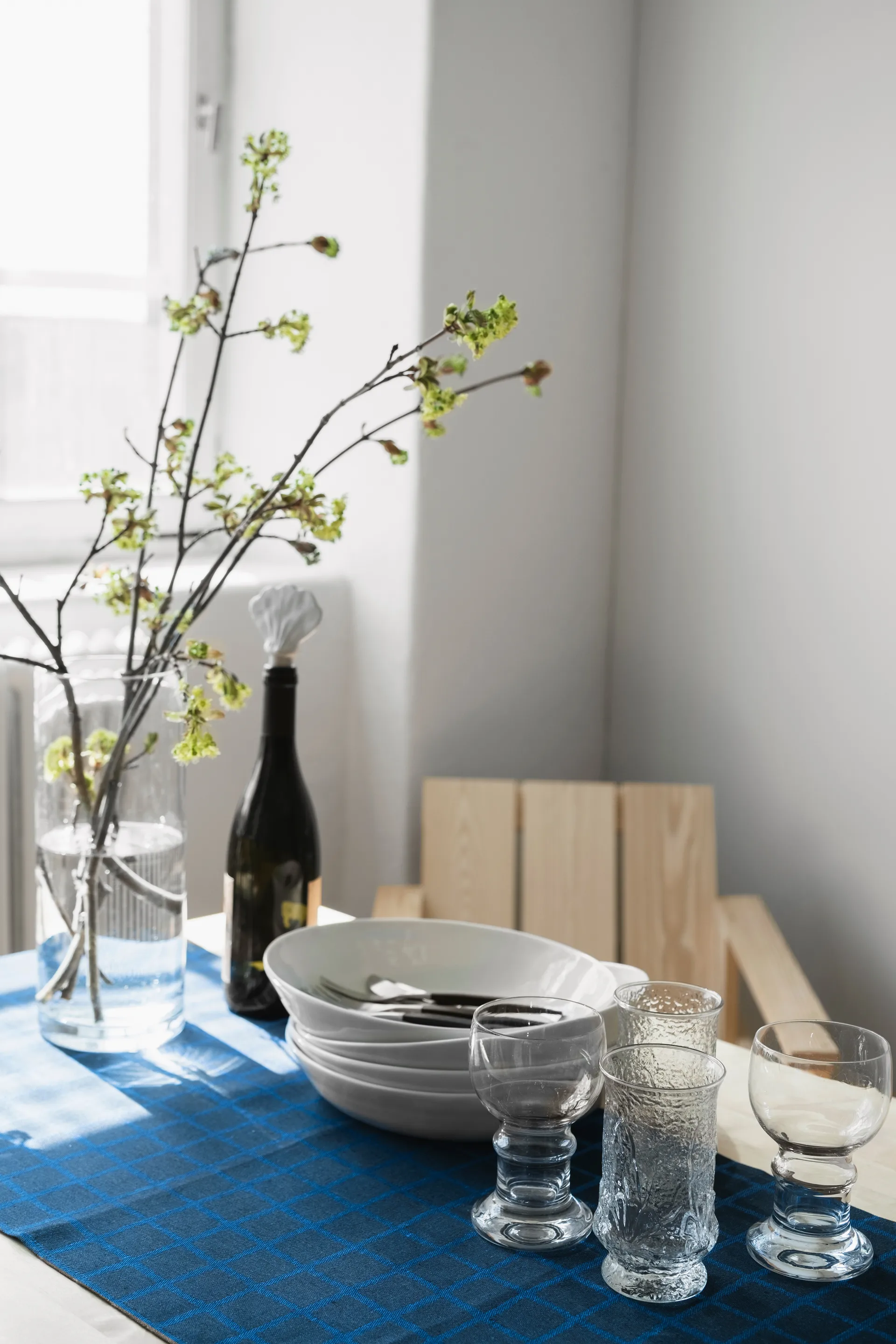 Geruite jacquardgeweven tafelloper 45x150 cm, Blue-black Fine Little Day