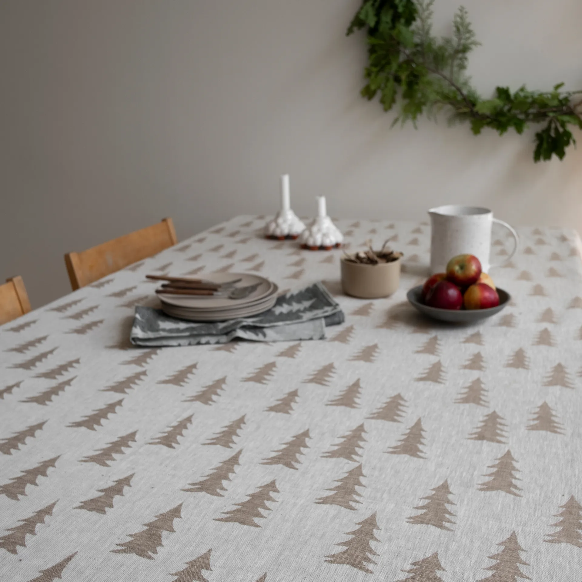 Gran tafelkleed linnen 147x147 cm, Zand Fine Little Day
