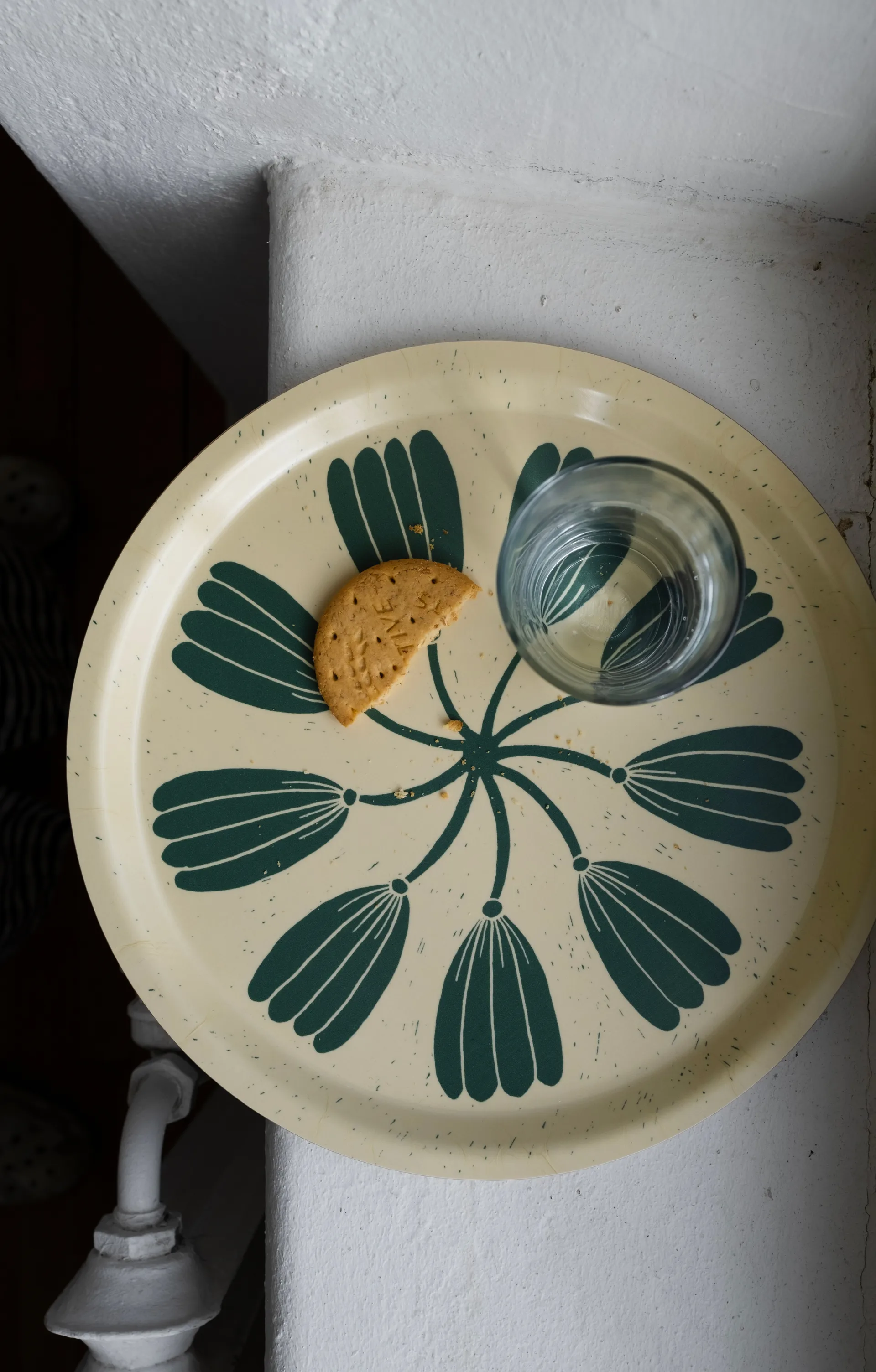 Krans dienblad Ø31 cm, Yellow-green Fine Little Day