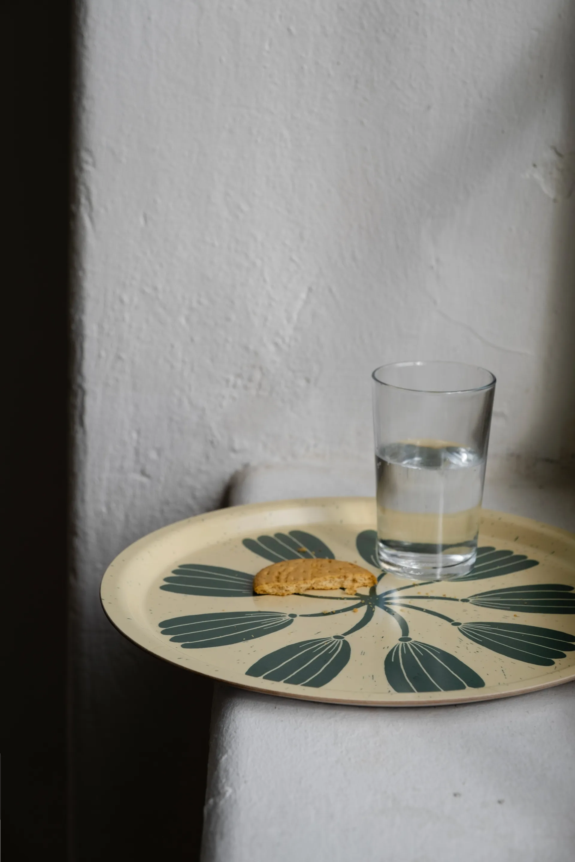 Krans dienblad Ø31 cm, Yellow-green Fine Little Day