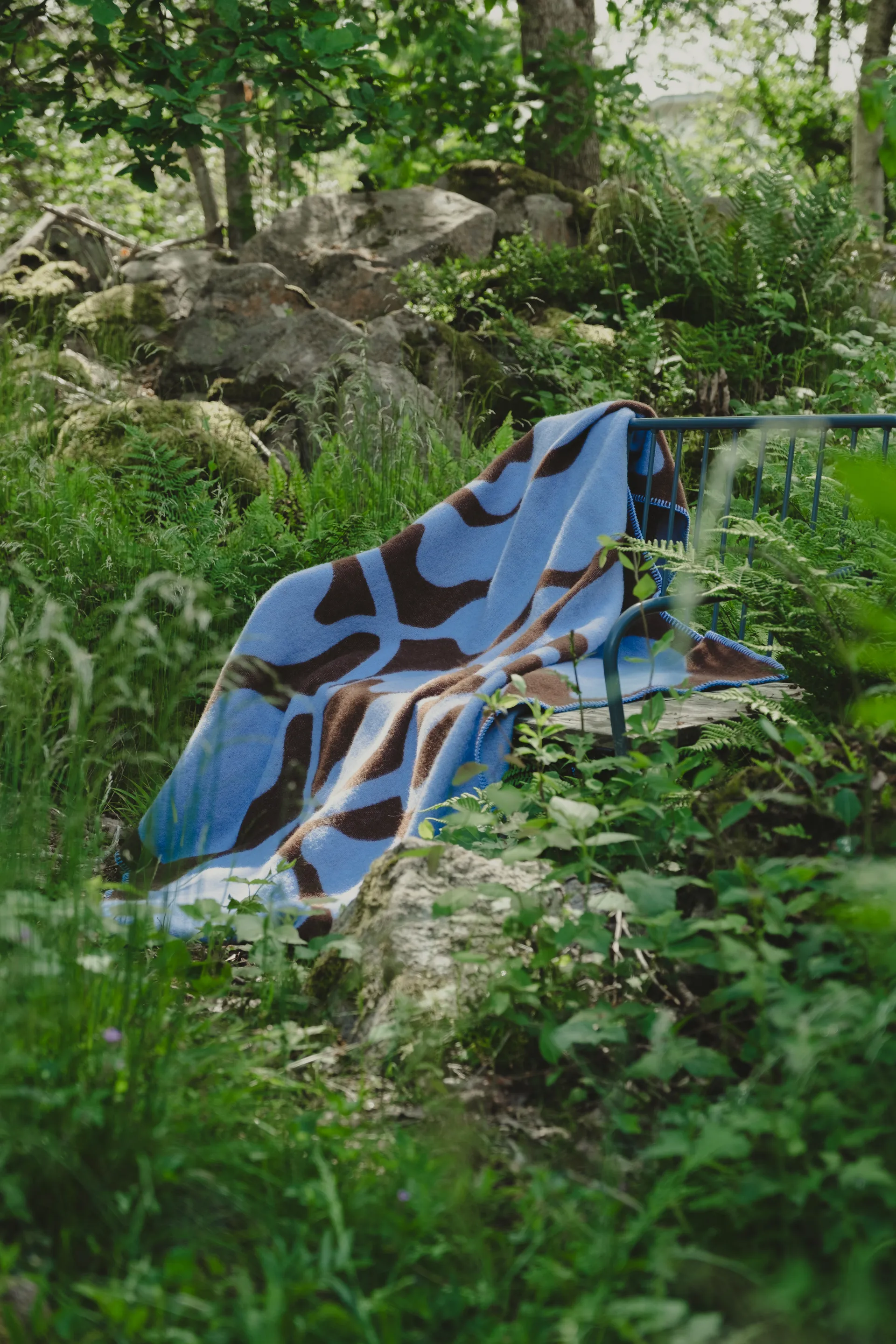 Leaves deken 130x180 cm, Blue-brown Fine Little Day