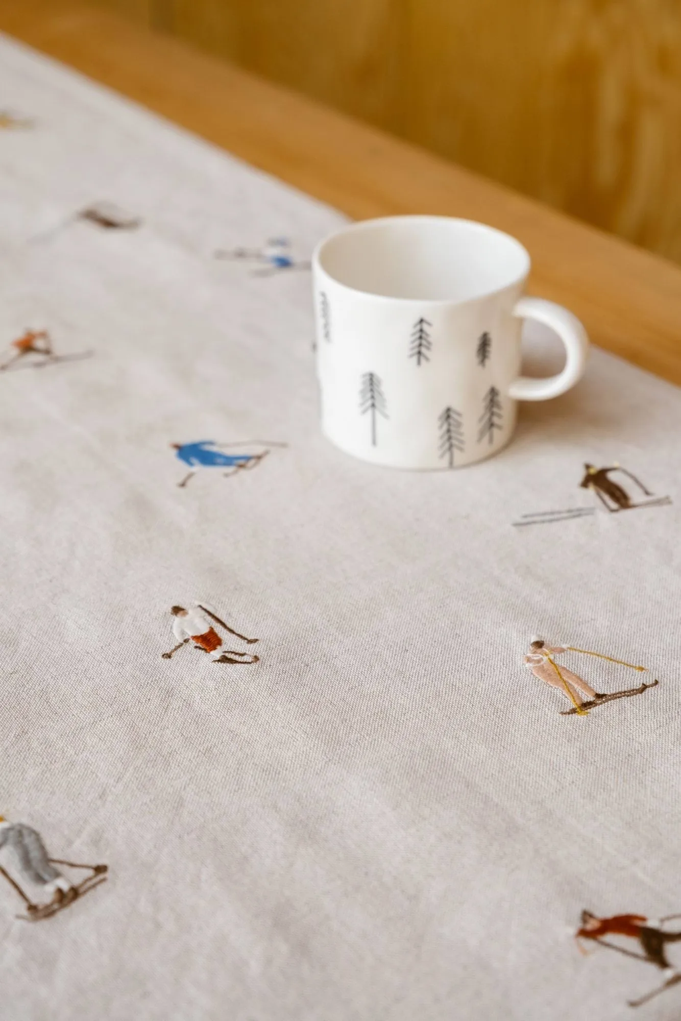 Skiers tafelloper, Natuur, 45x150 cm Fine Little Day