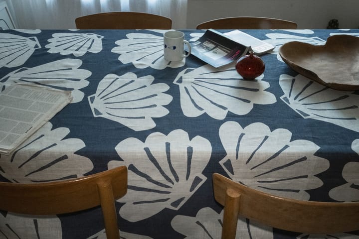Snäcka tafelkleed linnen 149x250 cm, Blauw Fine Little Day