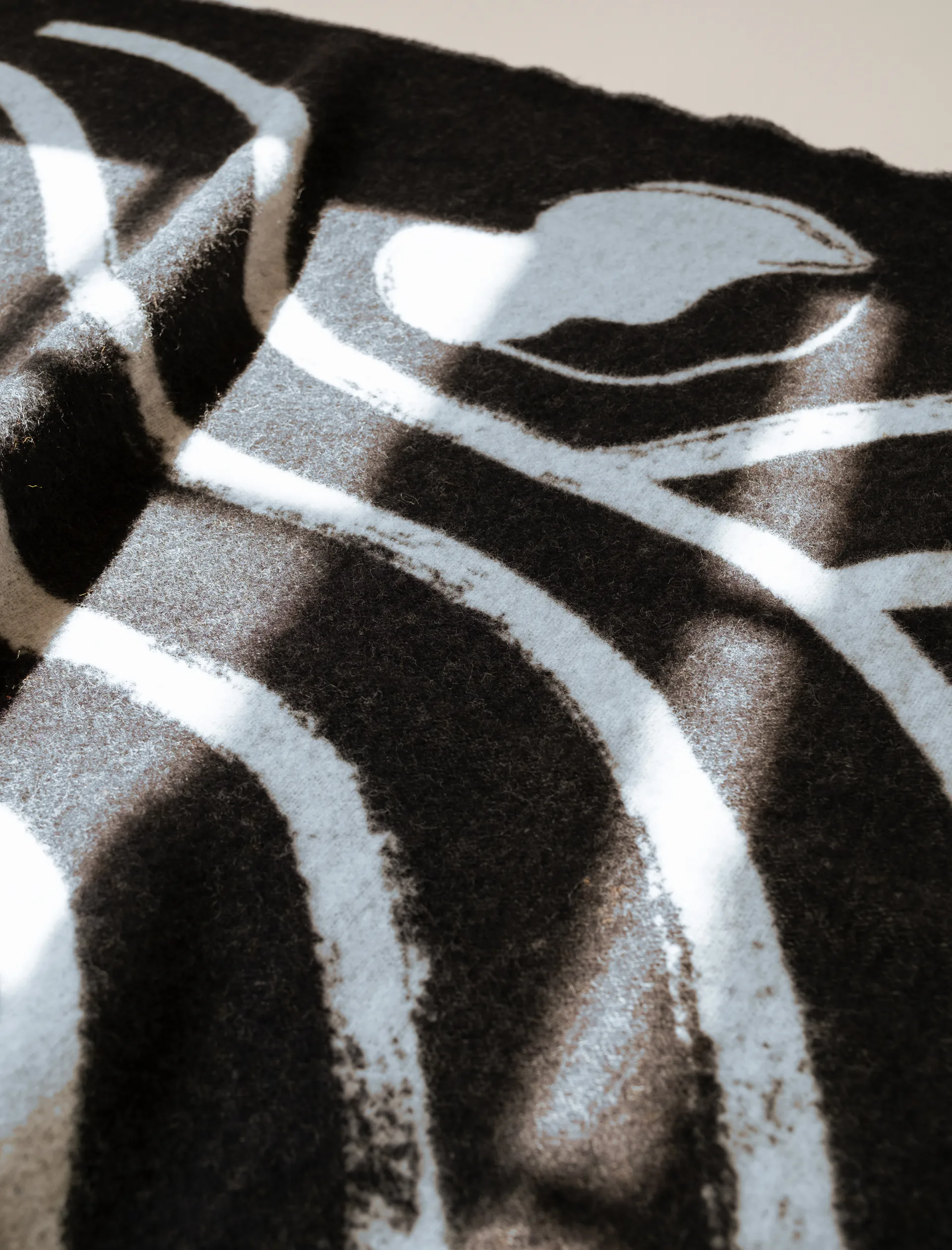 Sofia Lind wollen plaid 130x190 cm, Dovegrey Fine Little Day