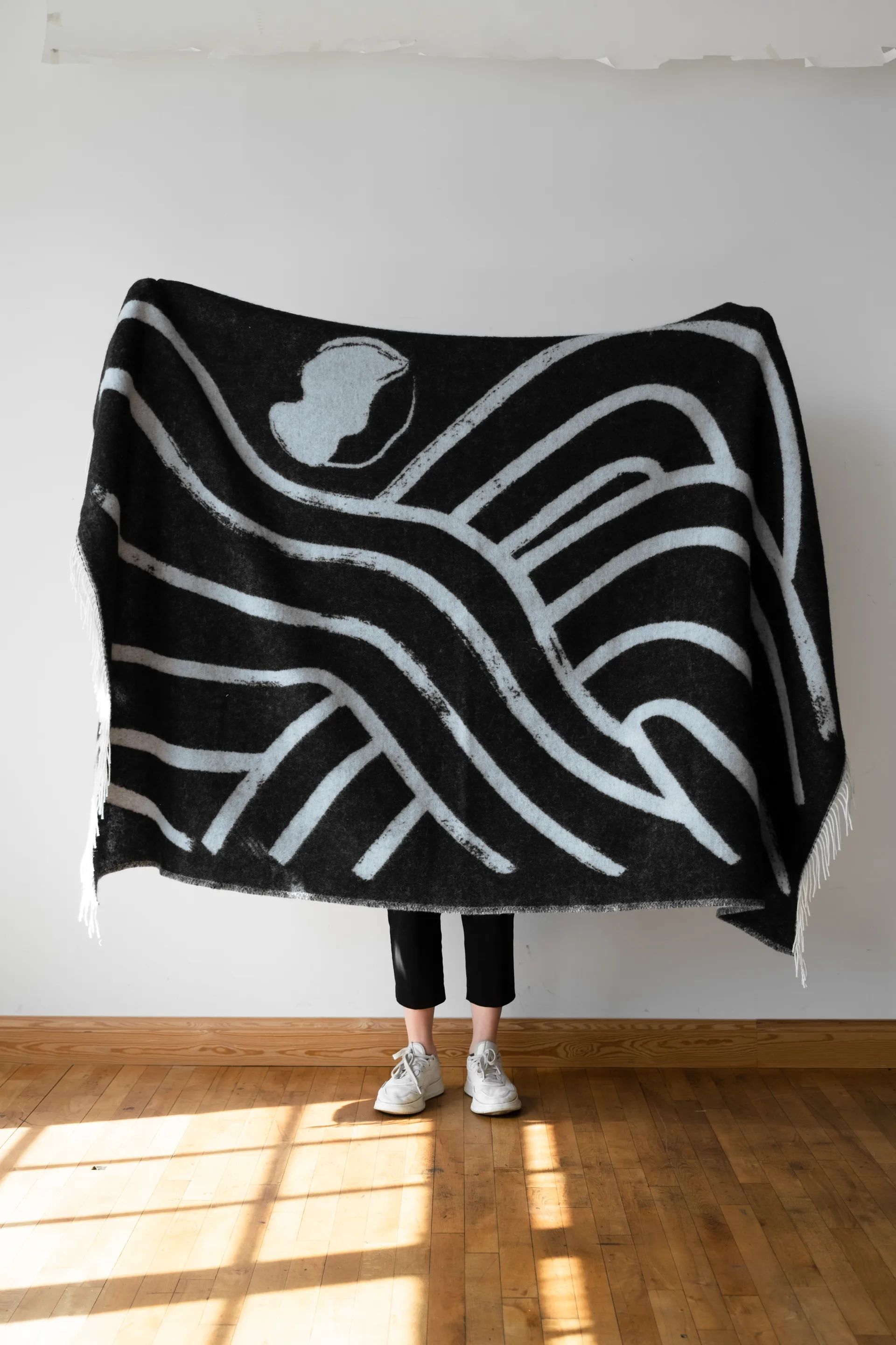 Sofia Lind wollen plaid 130x190 cm, Dovegrey Fine Little Day