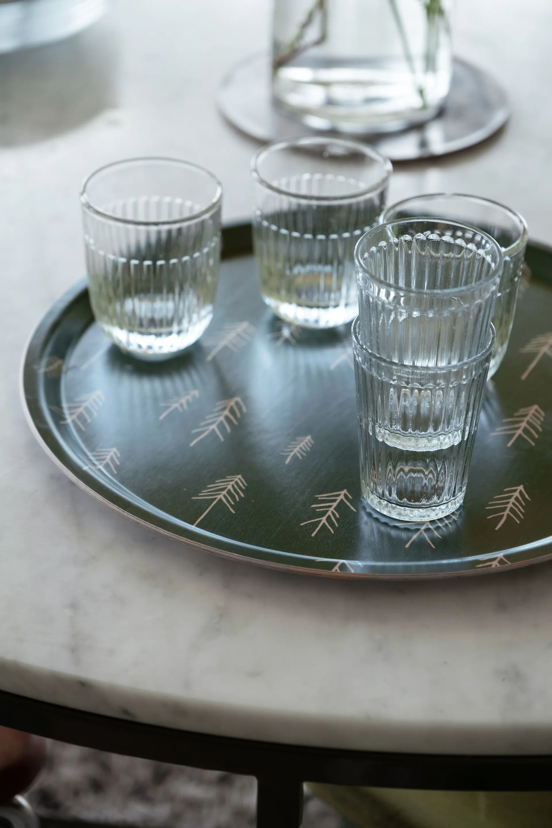 Tall dienblad Ø38 cm, Groen-nude Fine Little Day