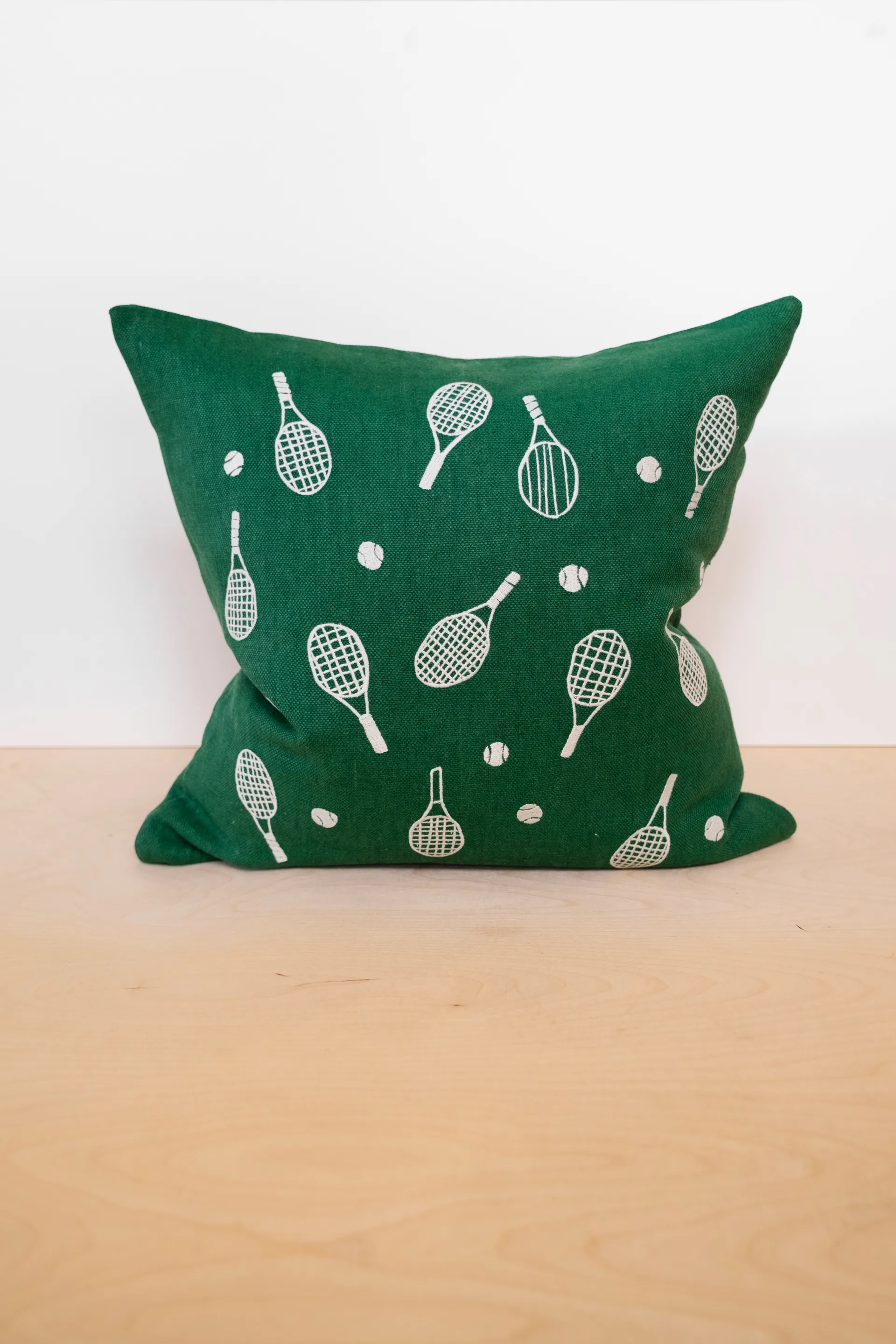 Tennisracket kussensloop 48x48 cm, Green Fine Little Day