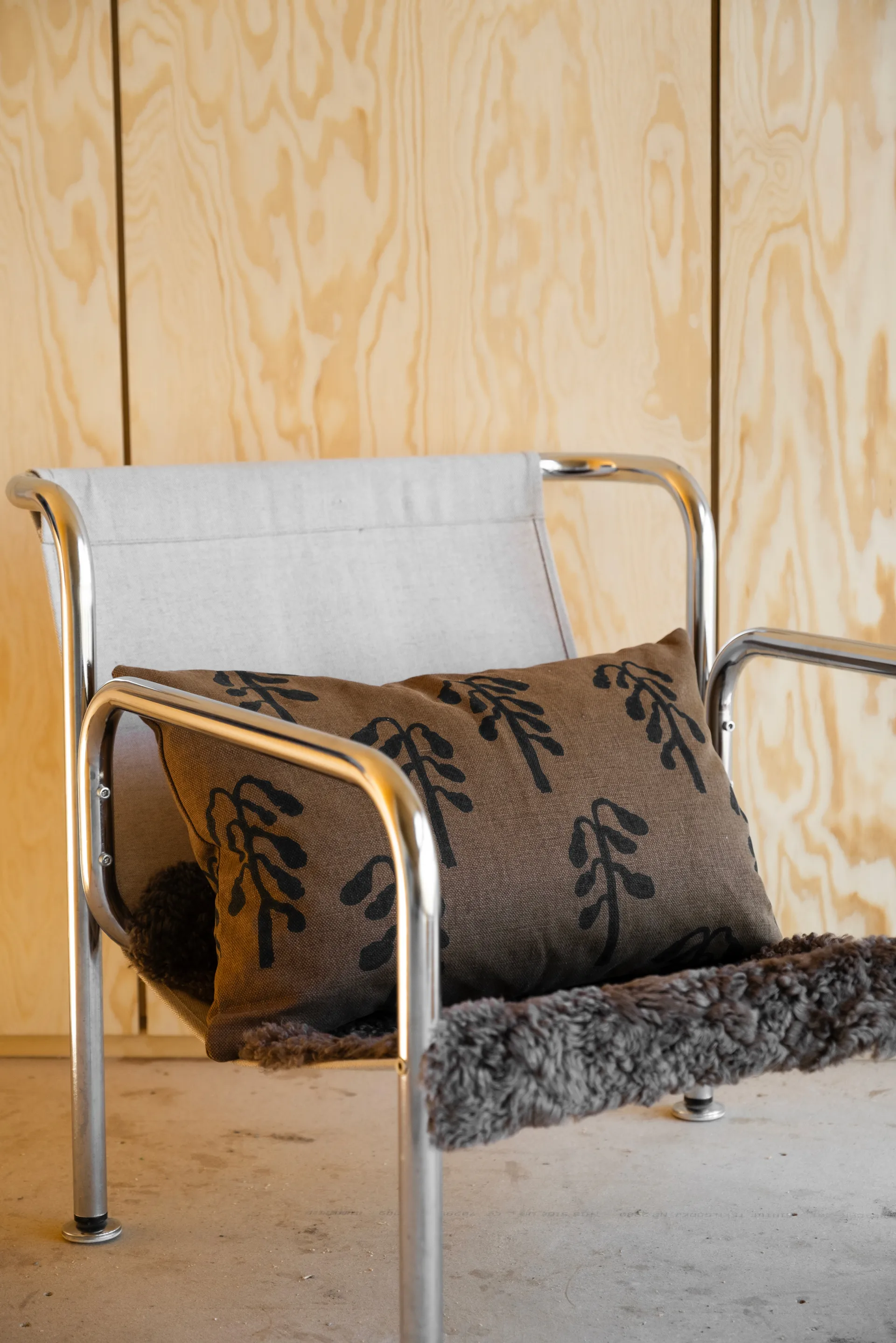 Weeping birch kussensloop 38x58 cm, Brown Fine Little Day
