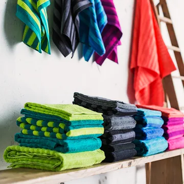 Reilu badhanddoek 70 x 150 cm. - grijs - Finlayson