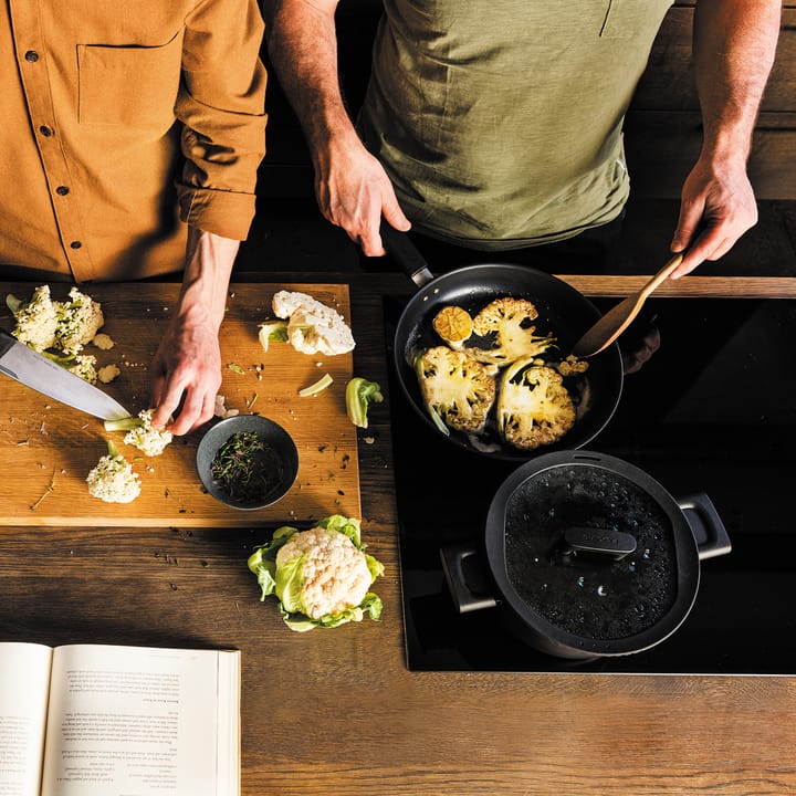 Hard Face braadpan met deksel, 5 L Fiskars