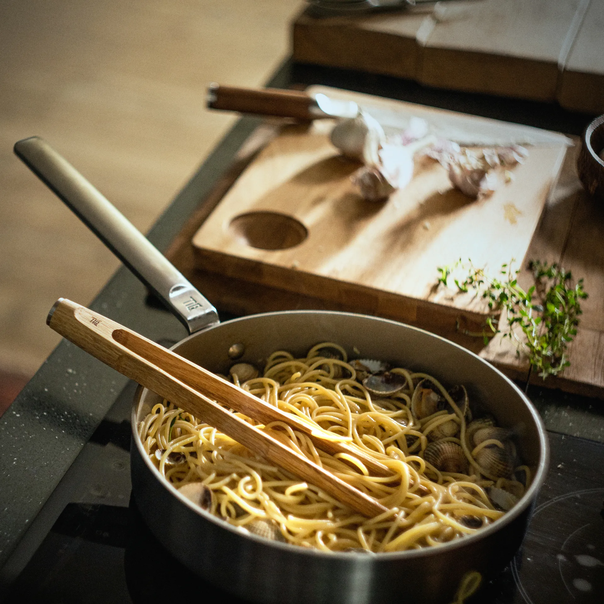 Norden tang, Eikenhout-roestvrij staal Fiskars