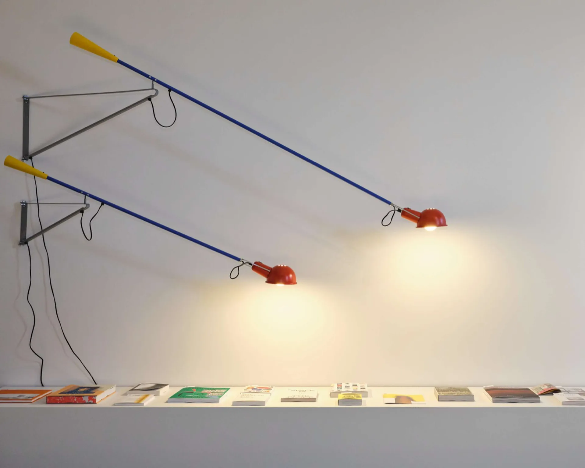 265 Small muurlamp, Chromatica Flos