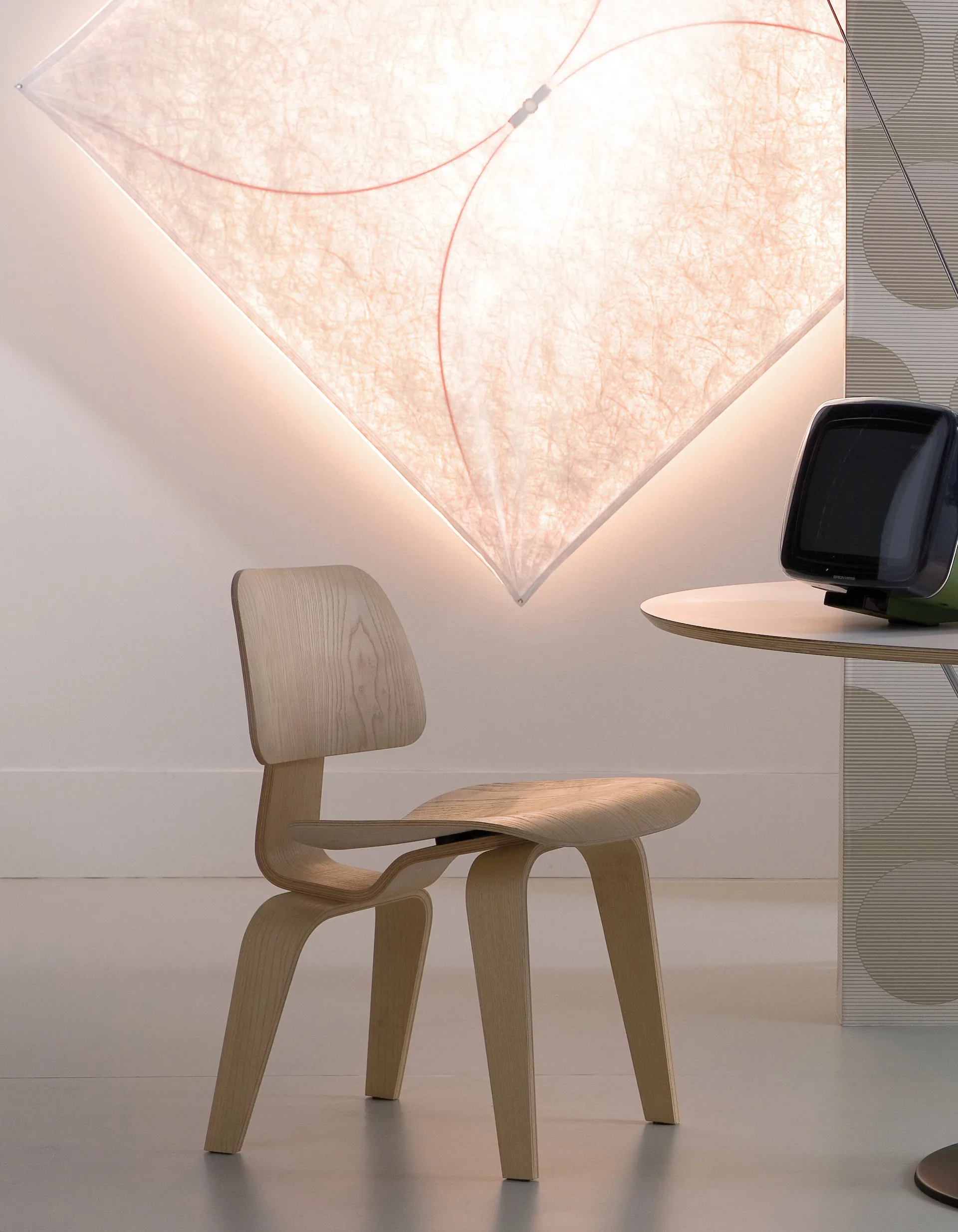 Ariette 2 muurlamp, Wit textieldoek/stalen standaard Flos