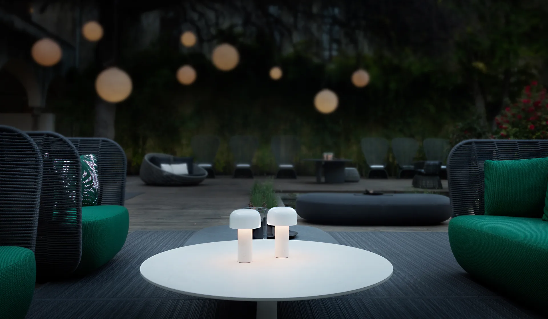 Bellhop portabele tafellamp, White Flos