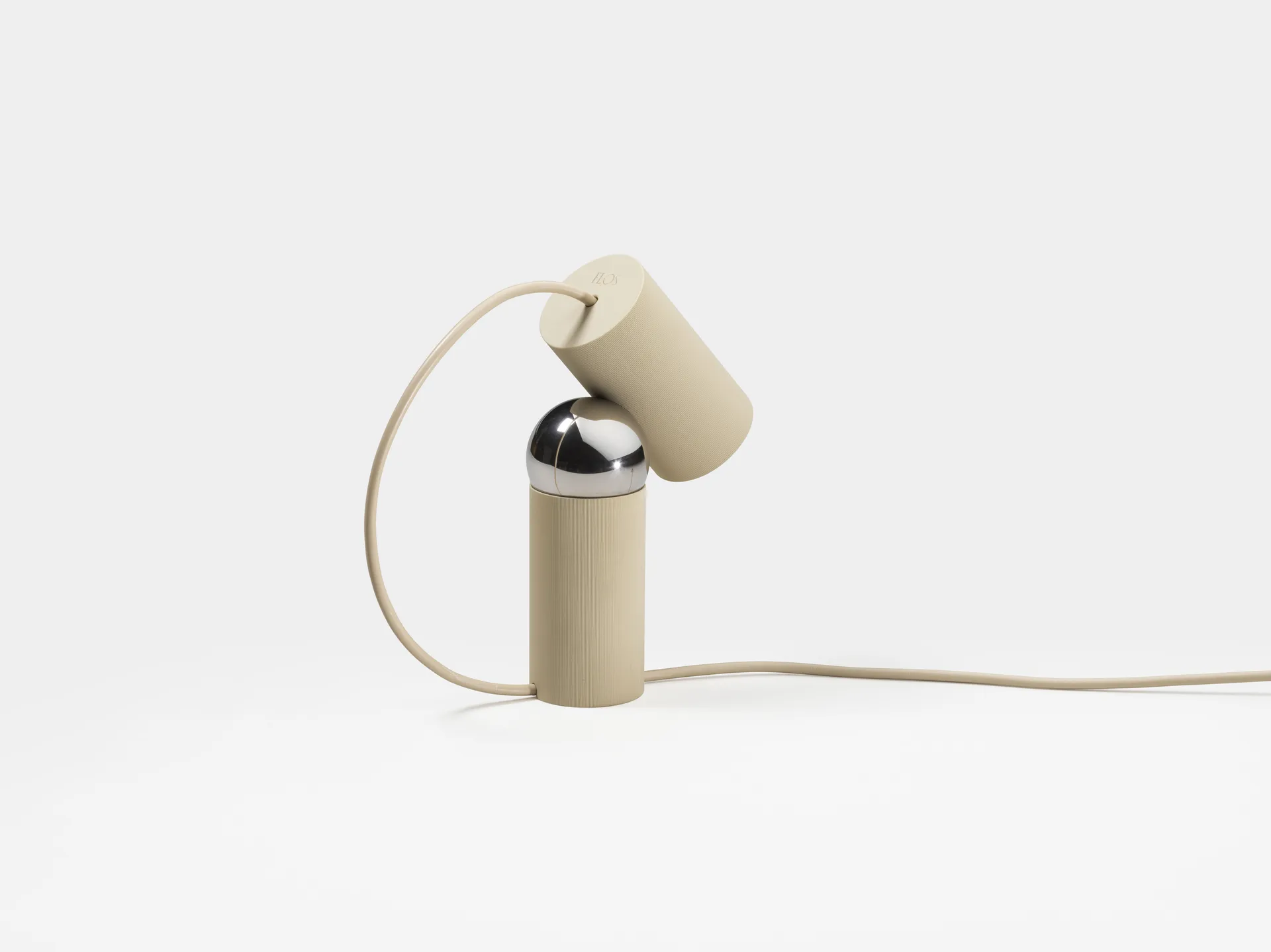 Bilboquet tafellamp, Linen Flos