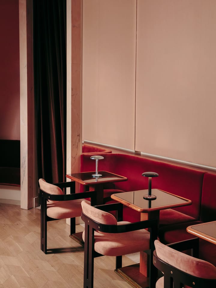 Gustave Residential portabele tafellamp, Lacquered brown Flos