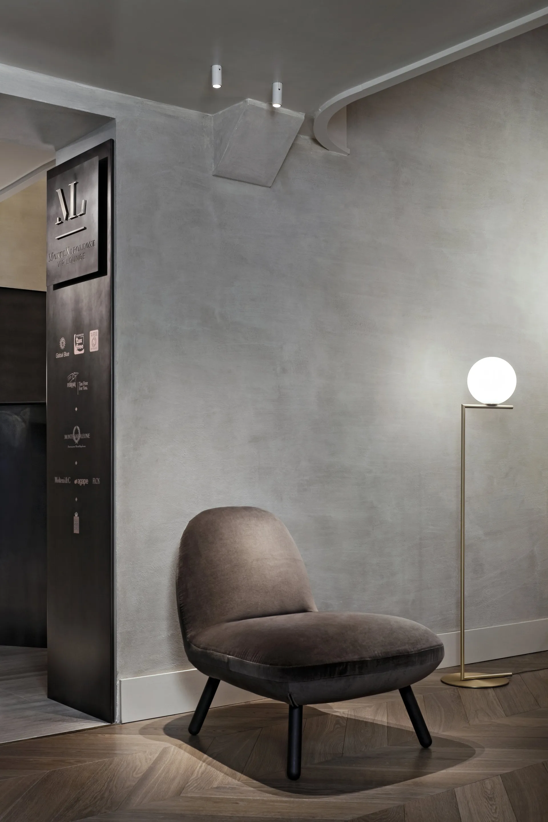 IC F1 vloerlamp 135 cm, Gold Flos