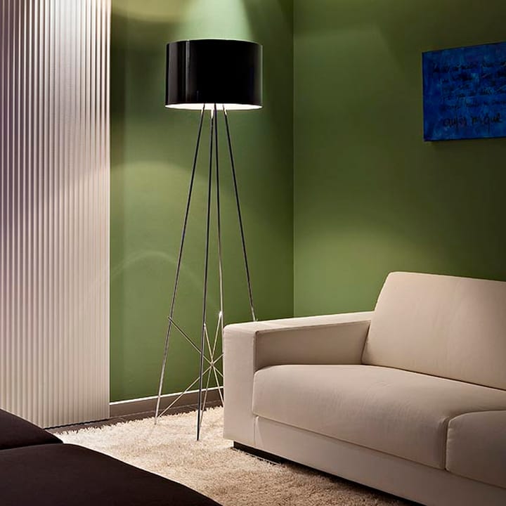 Ray F2 vloerlamp, Zwart-chroom Flos