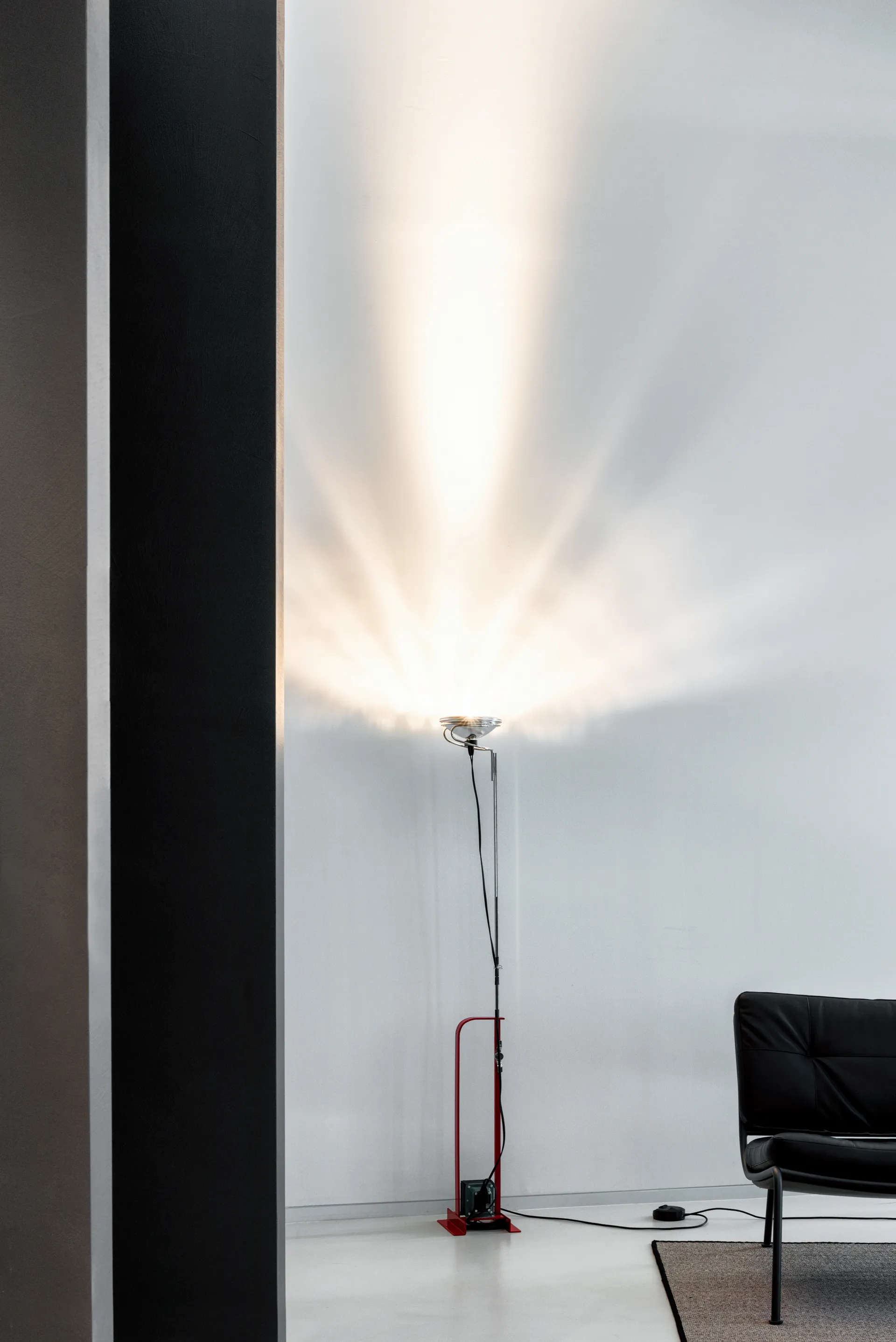 Toio Led vloerlamp - rood (EU),  Flos