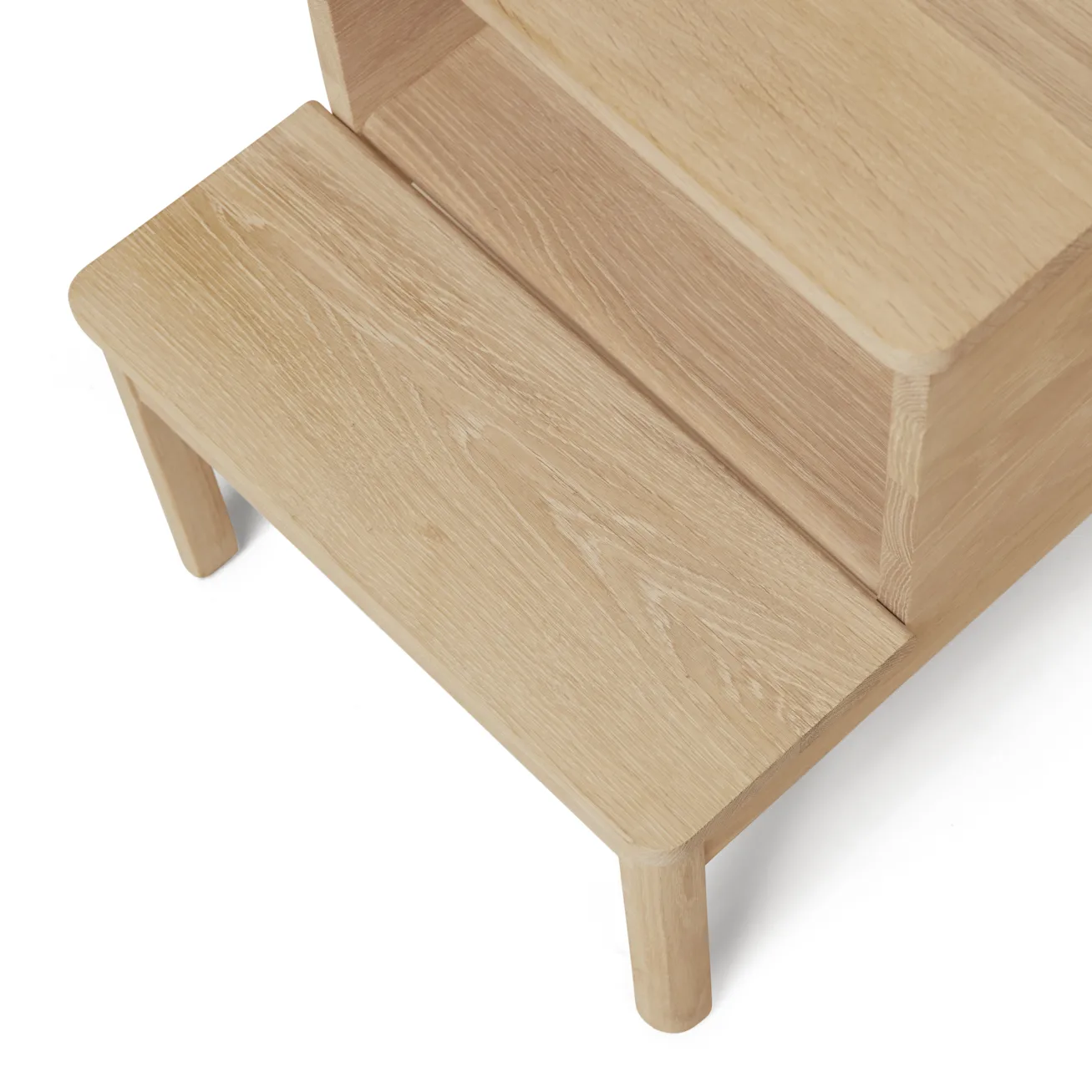 A line ronde opstapkruk, Wit eiken, Ø38x47,5 cm Form & Refine