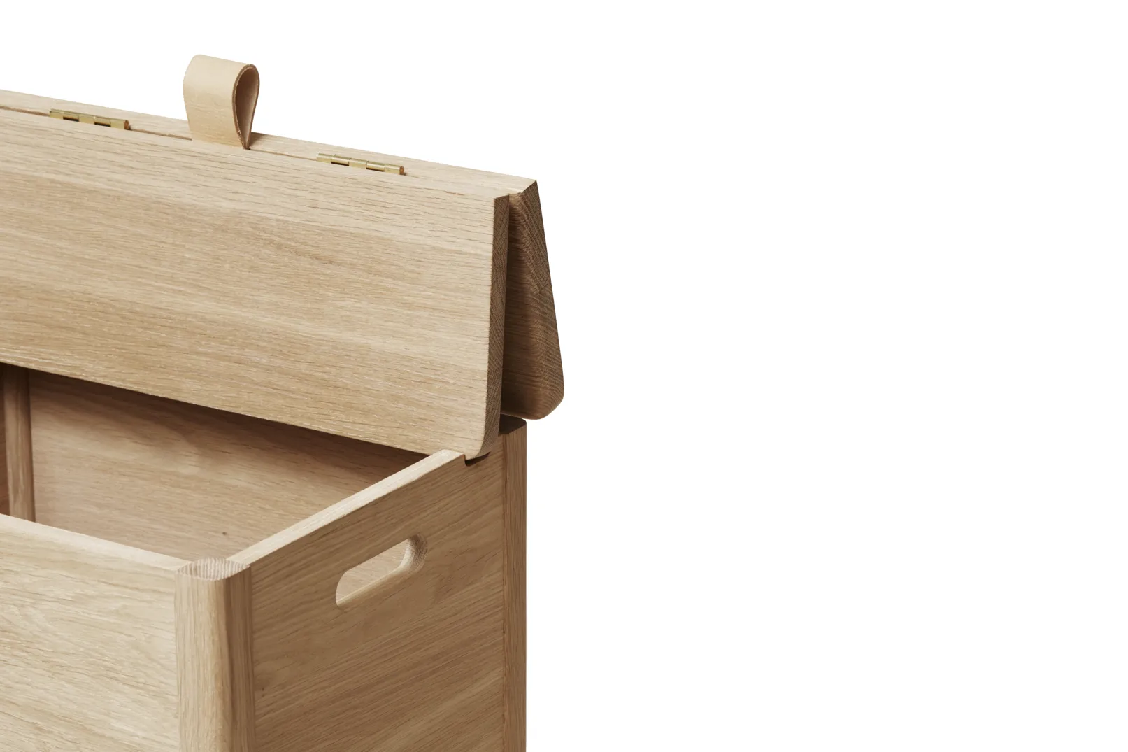 A Line wasmand, Wit eiken Form & Refine