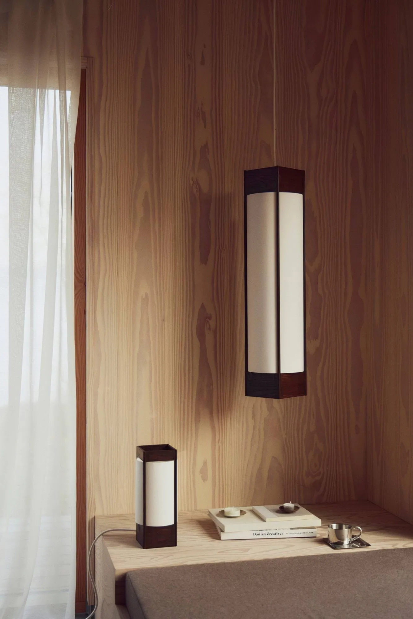 Andon hanglamp, Donkerbruin essen, long Form & Refine