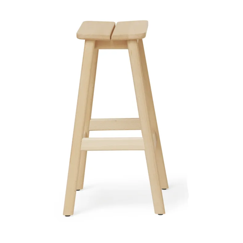 Angle Standard barkruk 65 cm, Beukenhout Form & Refine