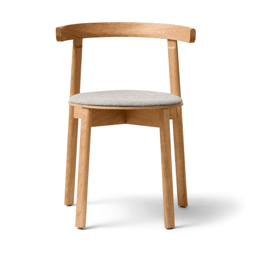 Lunar stoel, Eik-Hallingdal 65-0227 Form & Refine