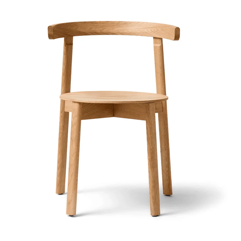 Lunar stoel, Eikenhout Form & Refine